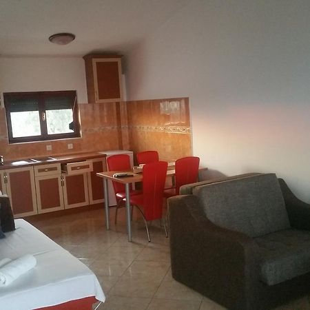 Apartments Tara Ulcinj Eksteriør billede