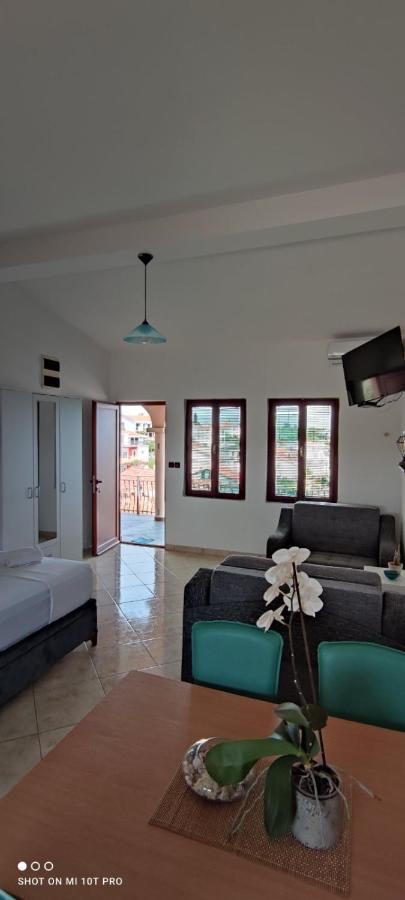 Apartments Tara Ulcinj Eksteriør billede