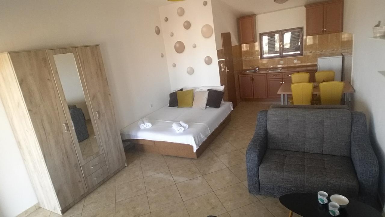 Apartments Tara Ulcinj Eksteriør billede